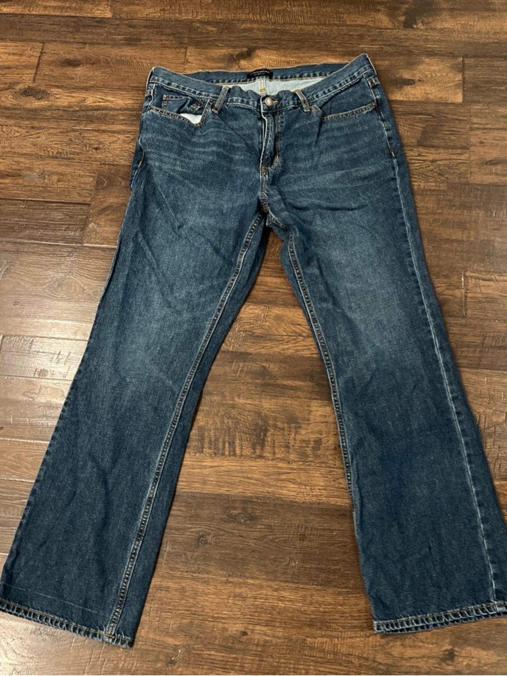 Banana Republic Men's Size  38x34 Slim boot Cut jeans Blue